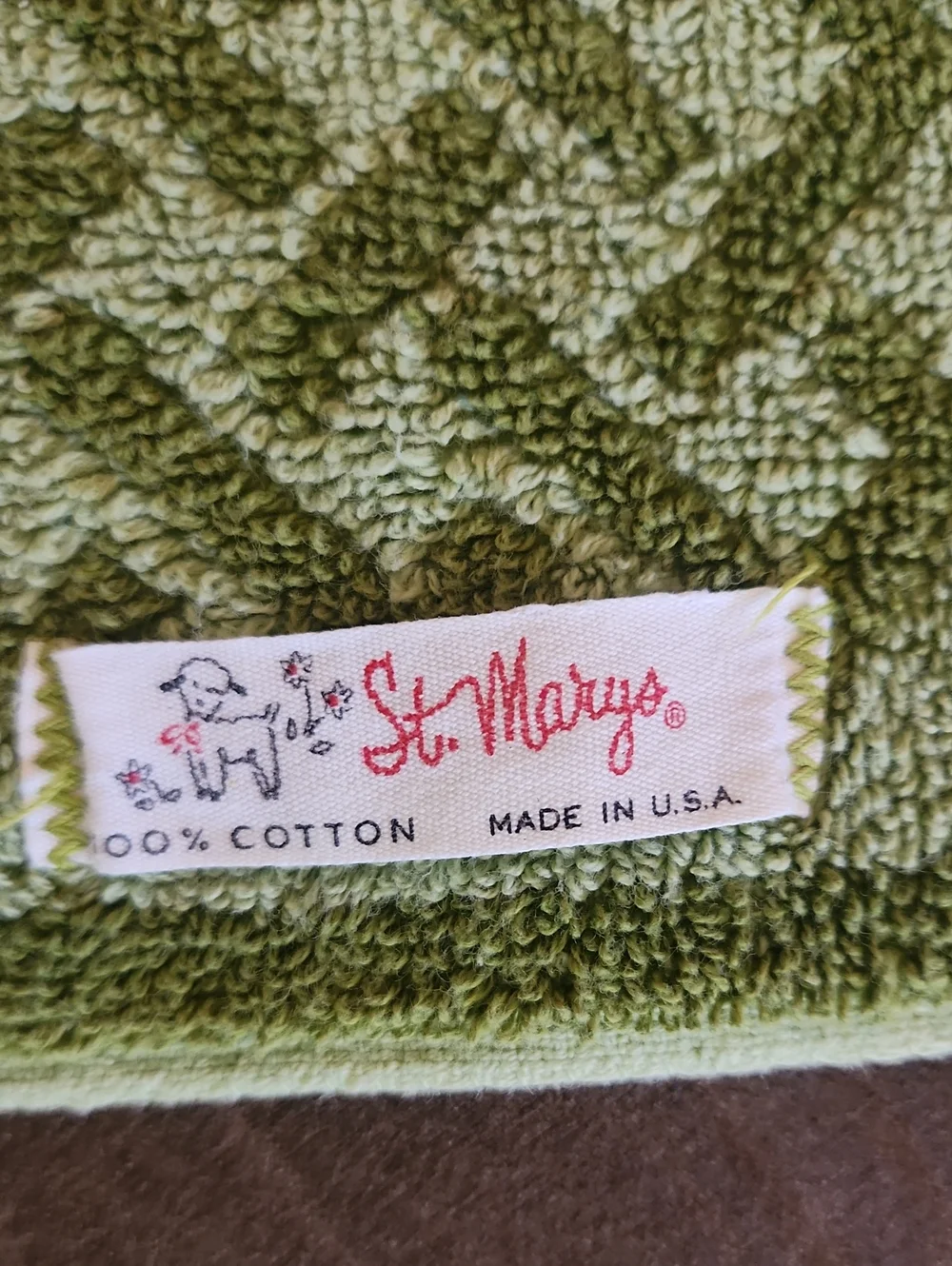 Vintage St Marys Bath Towel Green MCM Retro 2 tone Greens USA